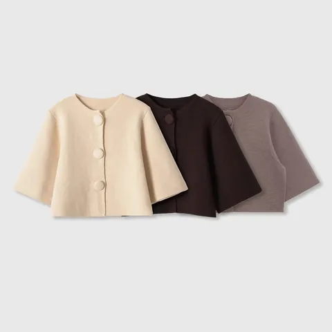Cárdigan De Punto Para Mujer Cuello Redondo Color Sólido Tres Botones Forrados De Tela Chaqueta Corta Casual