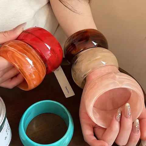 Brazalete de Acrílico Geométrico Irregular Vintage para Mujer Jaspeado Lavado de Tinta Pulsera Ancha Diseño Único Joyería de Moda