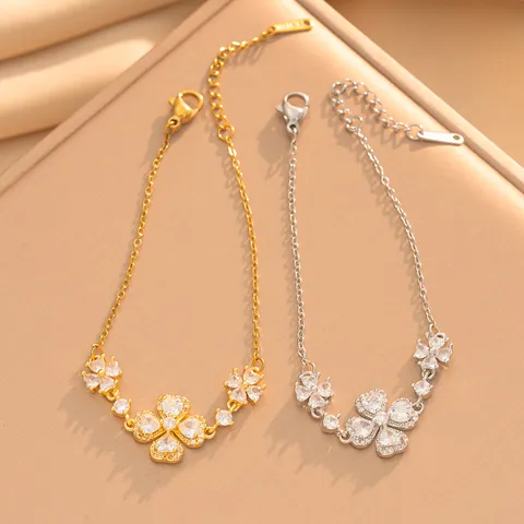 Damen Titanstahl Kupfer Roségold Überzogene Kirschblüte Armband Elegant Strass Herz Floral Gliederkette Armband Schmuck