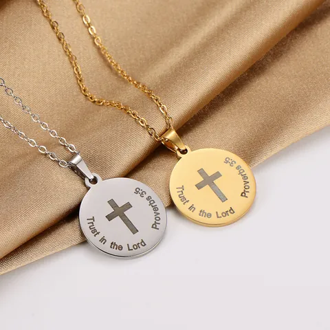 Collar con Colgante de Cruz Redonda de Acero Inoxidable Trust In The Lord Versículo Bíblico Proverbios 3:5 Chapado en Oro de 18K Joyas Cristianas Religiosas para Hombre Mujer