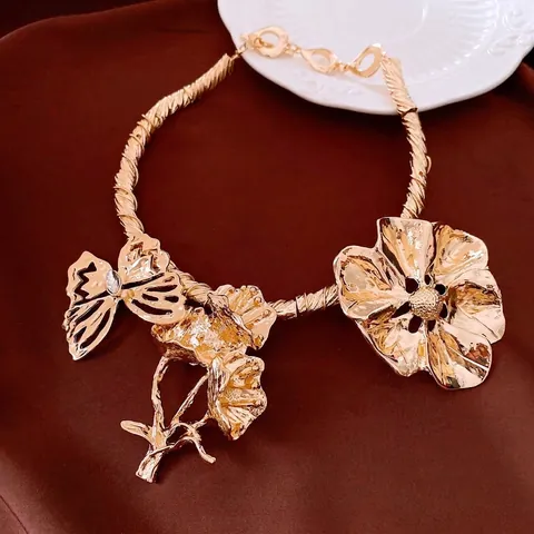 Collana Girocollo Vintage in Lega d'Oro con Strass Fiori e Farfalle per Donna Gioielli Collier Statement Metallico Retro