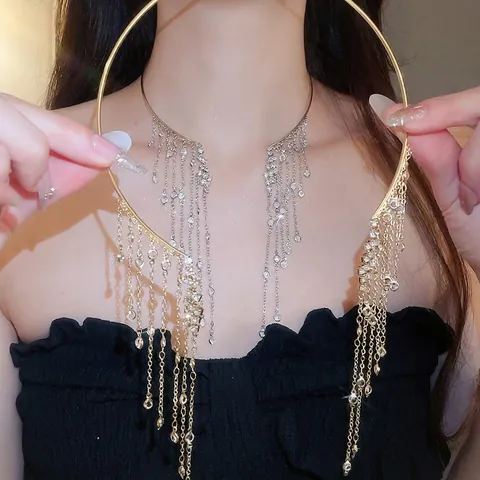 Luxus Engelsflügel Glitzernde Strass Kristall Quaste Choker Halskette Für Damen Mode Eisen Legierung Fransen Kragen Schmuck