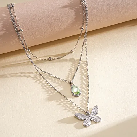 Collier à Triple Couche en Acier Inoxydable Style Européen Américain pour Femme Douce Papillon Pendentif Goutte d'Eau Verte Strass Chaîne de Clavicule