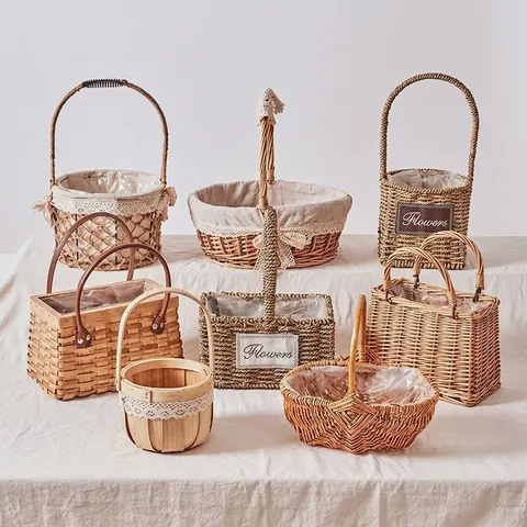 Hand Woven Willow Rattan Flower Basket With Lace Ribbon Bow Pearl Handle Pastoral Style Storage Picnic Basket For Wedding Home Decor