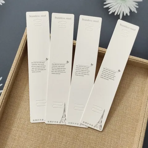 Cartellini per Esposizione Gioielli Bianchi Minimalisti per Collane Bracciali Motivo Torre Eiffel Cuore Cartellini in Carta per Imballaggio Accessori Fai da Te