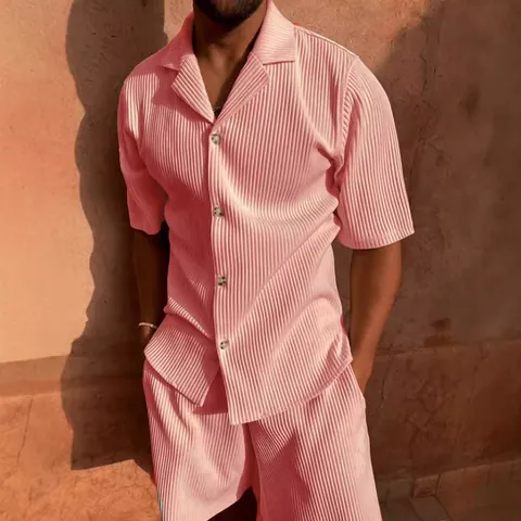 Completo 2 Pezzi Casual da Uomo Plissettato Camicia a Maniche Corte e Pantaloncini Completo Estivo Tinta Unita Plissé