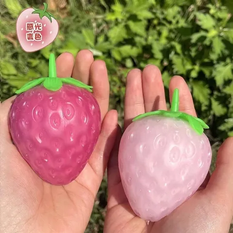 Creative Strawberry Squeeze Toy Light Sensitive Color Changing Stress Relief Soft TPR Sensory Toy For Kids Adults Gift