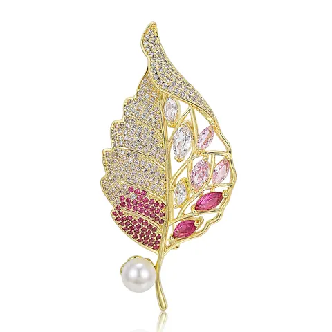 Elegante Spilla a Foglia di Rame per Donna Zirconia di Alta Qualità Intarsiata con Perla Artificiale Spilla per Bavero Abito Gioielli di Lusso alla Moda