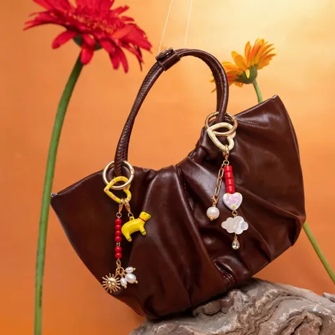 Ciondolo per Borsa Fai da Te Portachiavi in Lega di Zinco Multi Elemento con Perline Cuore Animale Frutta per Accessori Borsa Donna
