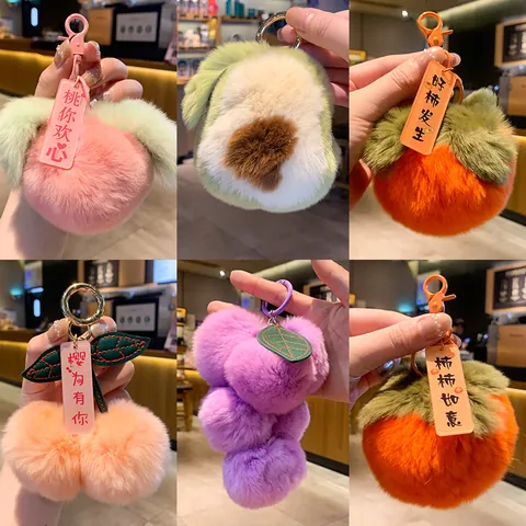 Mignon Porte-clés Kaki en Peluche Pompon de Fruit Charme de Sac Pendentif Doux en Fausse Fourrure de Lapin Pêche Pomme Cerise Pour Décoration de Sac