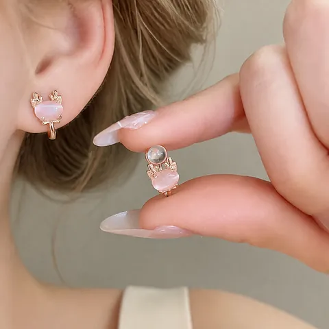 Sweet Pink Cat's Eye Stone Oval Clip-on Earrings Reindeer Antler Design No Pierced Rose Gold Ear Cuff For Women Girls Jewelry