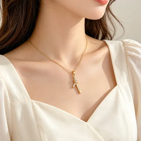 Dames Light Luxury Verguld Roestvrij Staal Knoopknoop Hanger Halsketting Strass Sleutelbeen Ketting Sieraden Cadeau