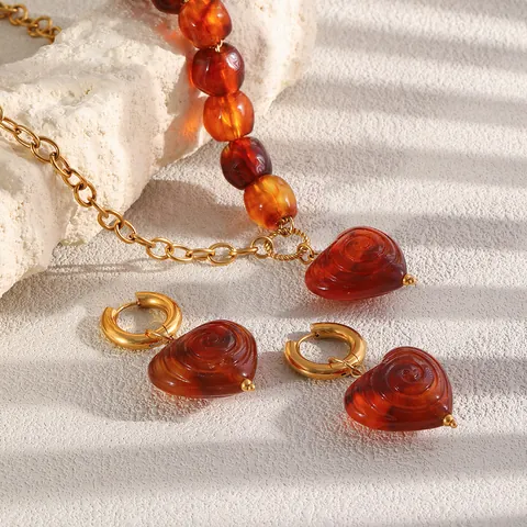 Bijoux Coeur en Spirale en Acrylique Ambre Rétro Plaqués Or Dix-huit K Acier Inoxydable Collier Pendentif Et Boucles d'Oreilles pour Femmes