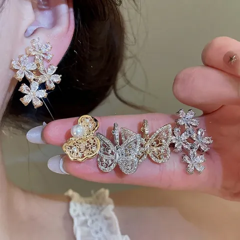 Exquisite Zirconia Flower Butterfly Ear Clips For Women Non-Pierced Copper Gold Plated Artificial Pearl Elegant Light Luxury Earrings