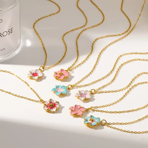 Collana con Ciondolo a Fiore in Acciaio Inossidabile Vintage Collana a Catena a Clavicola Placcata Oro con Fiore a Goccia d'Olio per Donna Accessori Quotidiani