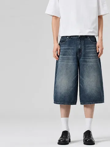 Men Vintage Washed Denim Shorts Wide Leg Loose Fit Distressed Jorts Whisker Pattern High Street Casual Summer Denim Shorts