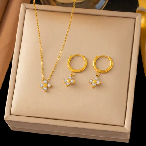 Women Titanium Steel Gold Four-Leaf Flower Rhinestone Jewelry Set Light Luxury Clover Necklace Bracelet Earrings Ring Accessory