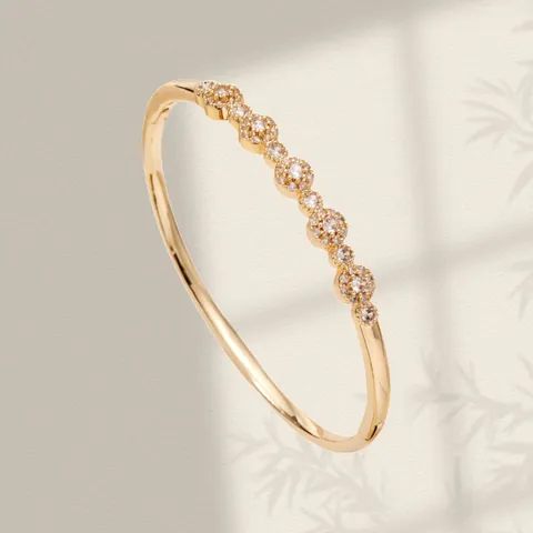 Luxuriöser Kupfer Zirkonia Blütenblatt Armreif Eleganter Gold Silber Galvanisierter Blumen Wellen Öffnungs Armband Für Damen Schmuck