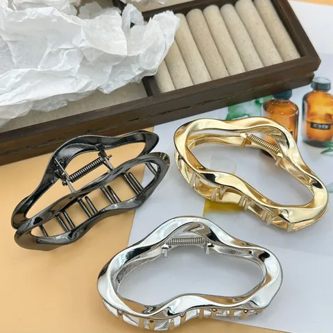 Pinza de Pelo de Metal con Forma de Nube de Línea Ondulada Irregular para Mujer Accesorios de Aleación Galvanizada