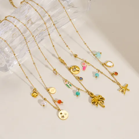 Collana con Più Ciondoli in Acciaio Inossidabile 304 Placcato Oro per Donna Stella Marina Chitarra Nota Musicale Perla Artificiale Strass Gioielli