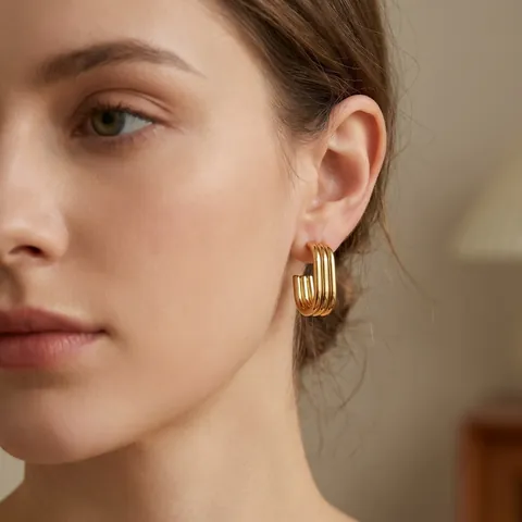 Pendientes De Aro Geométricos En Forma De U Acero Inoxidable Chapado En Oro De 18K Acanalado De Varias Capas Para Mujer