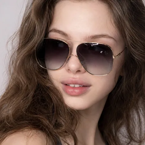 2024 Nuovi Occhiali da Sole Aviator Oversize in Acciaio Inossidabile per Donna Uomo Montatura in Metallo Quadrato Retro Lenti Sfumate UV400