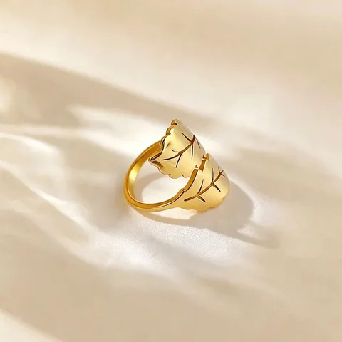 Anillo Aperto Foglia Minimalista Acciaio Inossidabile Placcato Oro 18K Doppia Foglia Strutturata Gioielli Regolabili Per Donna
