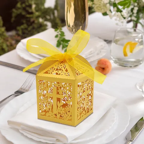 European Hollow Cross Candy Box Laser Cut Pearl Paper Gift Box With Ribbon For Wedding Baptism Party Favor Decor