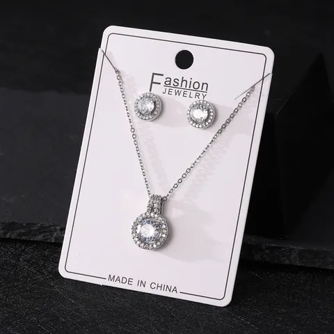 Mode Kupfer Rund Zirkonia Halskette Ohrringe Schmuck Kollektion Halo Pavé Kristall Anhänger Halskette Ohrstecker Für Damen