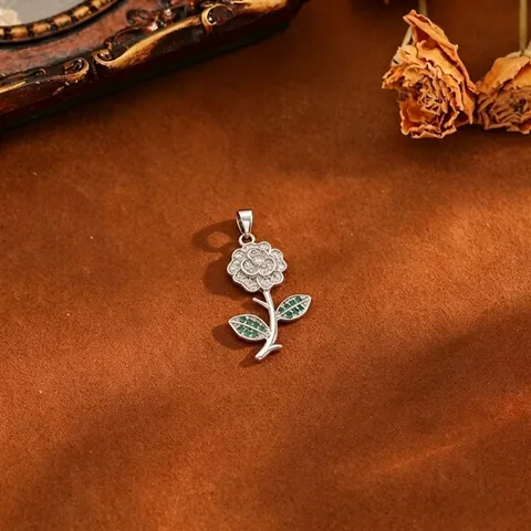 Japanese Korean Style Micro-pave Rhinestone Flower Leaf Pendant Titanium Steel 18K Gold Plated High-end Women Jewelry Accessory