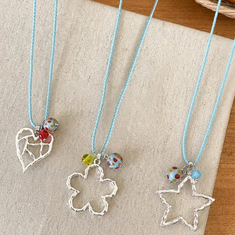 Summer Dopamine Style Hollow Heart Flower Star Pendant Necklace Light Blue Cord Alloy Neck Jewelry For Women Fashion Accessory