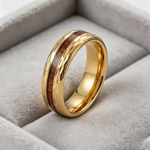 Anello Vintage in Acciaio Inossidabile con Intarsio in Legno per Uomo Donna Placcato Oro Sfaccettato Gioielli di Moda Retrò