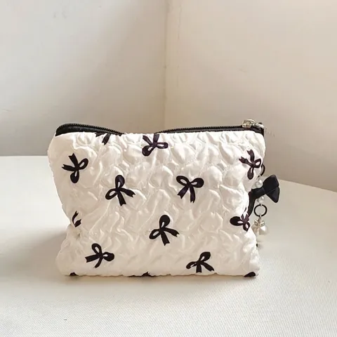 Bow Pattern Quilted Polyester Makeup Bag Cute Cosmetic Organizer Portable Aesthetic Case With Artificial Pearl Zipper Charm Travel