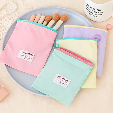 Macaron Color Cosmetic Bag Polyester Zippered Travel Makeup Storage Pouch Portable Simple Style For Women