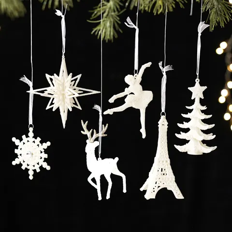 Weiße Kunststoff Weihnachten Hängende Ornamente Mit Glitzerbeschichtung Festliche Rentier Stern Glocke Schneeflocke Für Baum Zuhause Dekor
