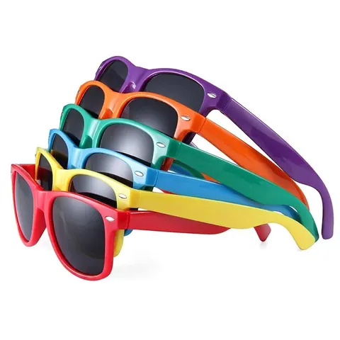 Retro Classic Square Sunglasses With Rice Nail Rivets Colorful PC Frame UV400 Protection Eyewear For Men Women Outdoor Fashion