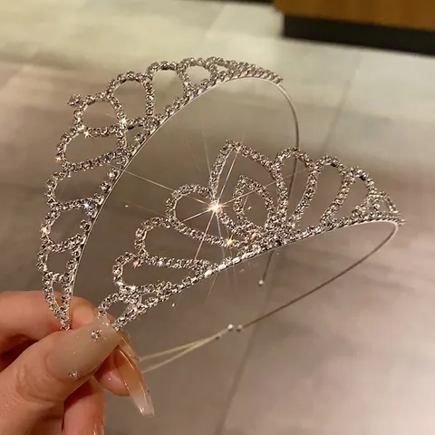 Elegant Alloy Rhinestone Tiara With Artificial Pearls Heart Hollow Crown For Bride Wedding Birthday Party Princess Hair Jewelry