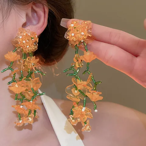 Orecchini Pendenti con Nappina e Fiori in Cristallo Artificiale Fatti a Mano Stile Foresta Dolci Orecchini Floreali da Donna