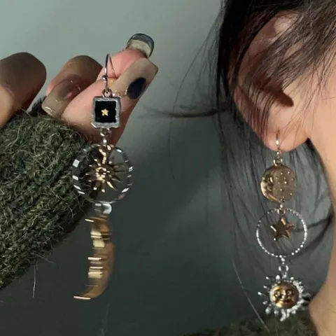 New Chinese Style Geometric Tassel Drop Earrings For Women Vintage Butterfly Floral Rhinestone Elegant Jewelry Ear Studs