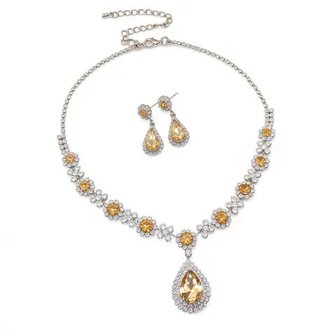 Conjunto de Joyas para Mujer Lujo Hierro Strass Gota de Agua Flor Colgante Collar Pendientes de Botón Plateado Poste de Plata
