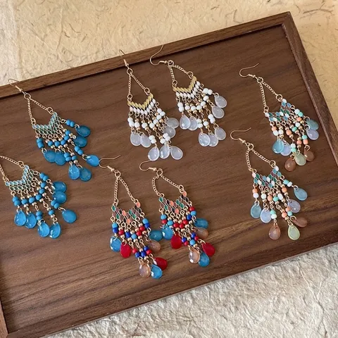 Orecchini Bohemian Vintage Etnici con Piume e Nappe Fatti a Mano in Lega di Acciaio Inossidabile per Donna Accessorio Vacanza Mare