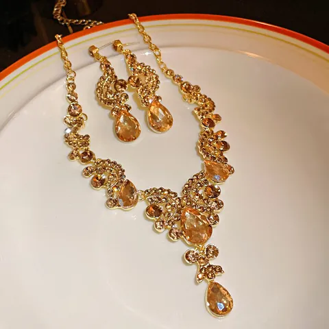 Vintage Luxury Alloy Rhinestone Jewelry Set For Women Fan Shaped Waterdrop Geometric Necklace And Earrings Party Prom Accessory
