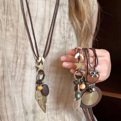 Collier Pendentif Rétro de Style Néo-Chinois Chaîne de Pull Longue Ethnique en Bois Alliage Résine Fait à la Main Bijoux Élégants