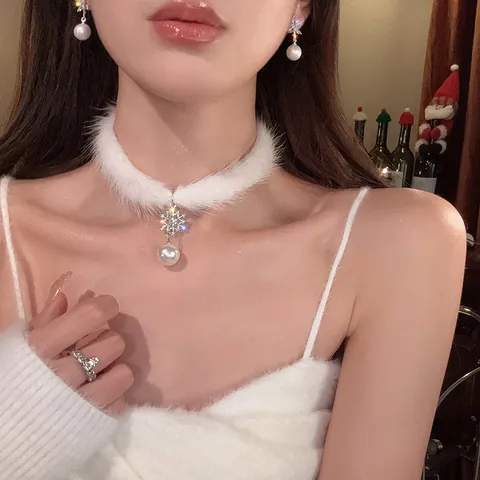 Christmas Snowflake Zirconia Artificial Pearl Choker Necklace For Women Autumn Winter Plush Strap Party Jewelry