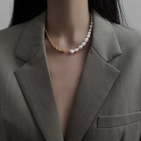 Collier De Künstliche Perles Épissé Chaîne Alliage Künstliche Perles Baroques Ruban Écharpe Design Bijoux De Mode Élégants Femmes Fait Main