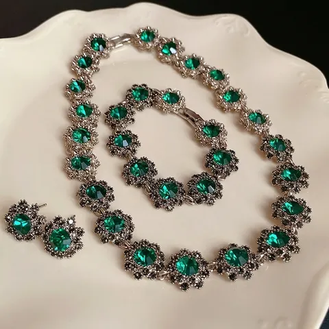 Ensemble de Bijoux Fleur en Alliage Strass Style Palais Vintage Collier Vert Émeraude et Boucles d'Oreilles Avec Tige en Argent 925 pour Femmes