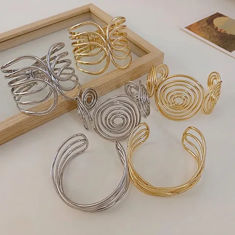Dames Meerlaags Kruis Open Armband Metaal Geometrisch Spiraal Werveling Armband Verstelbare Mode Sieraden