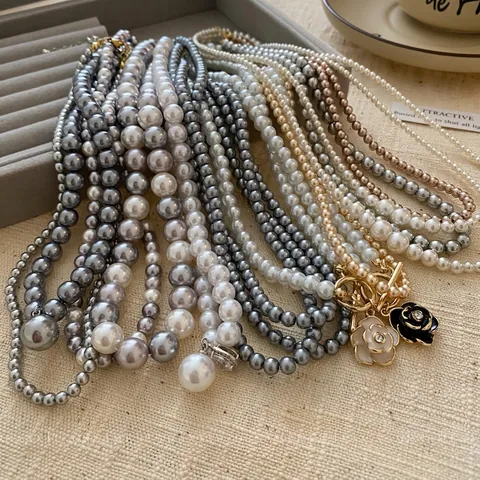 Collier en Perles Artificielles Vintage Français pour Femmes Pendentif Fleur de Camélia Coeur Choker en Perles Strass Bijoux Palais