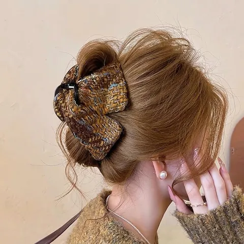 Pince à Cheveux Triangle en Tissu de Style Coréen Douce Pince Requin à Nœud en Tissu pour Femmes Élégante Pince à Cheveux en Tweed et Satin Accessoires pour Cheveux