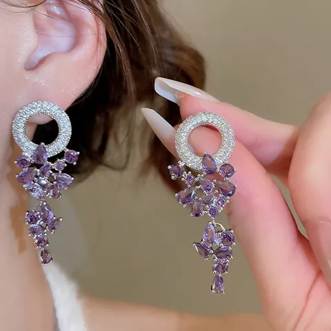 Boucles d'Oreilles Fleur en Zirconia Vintage Français pour Femmes Style Palais Luxe Boucles d'Oreilles Géométriques en Cuivre Bijoux